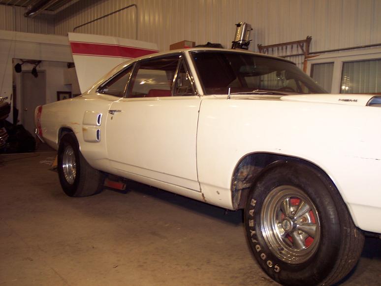 Super Bee